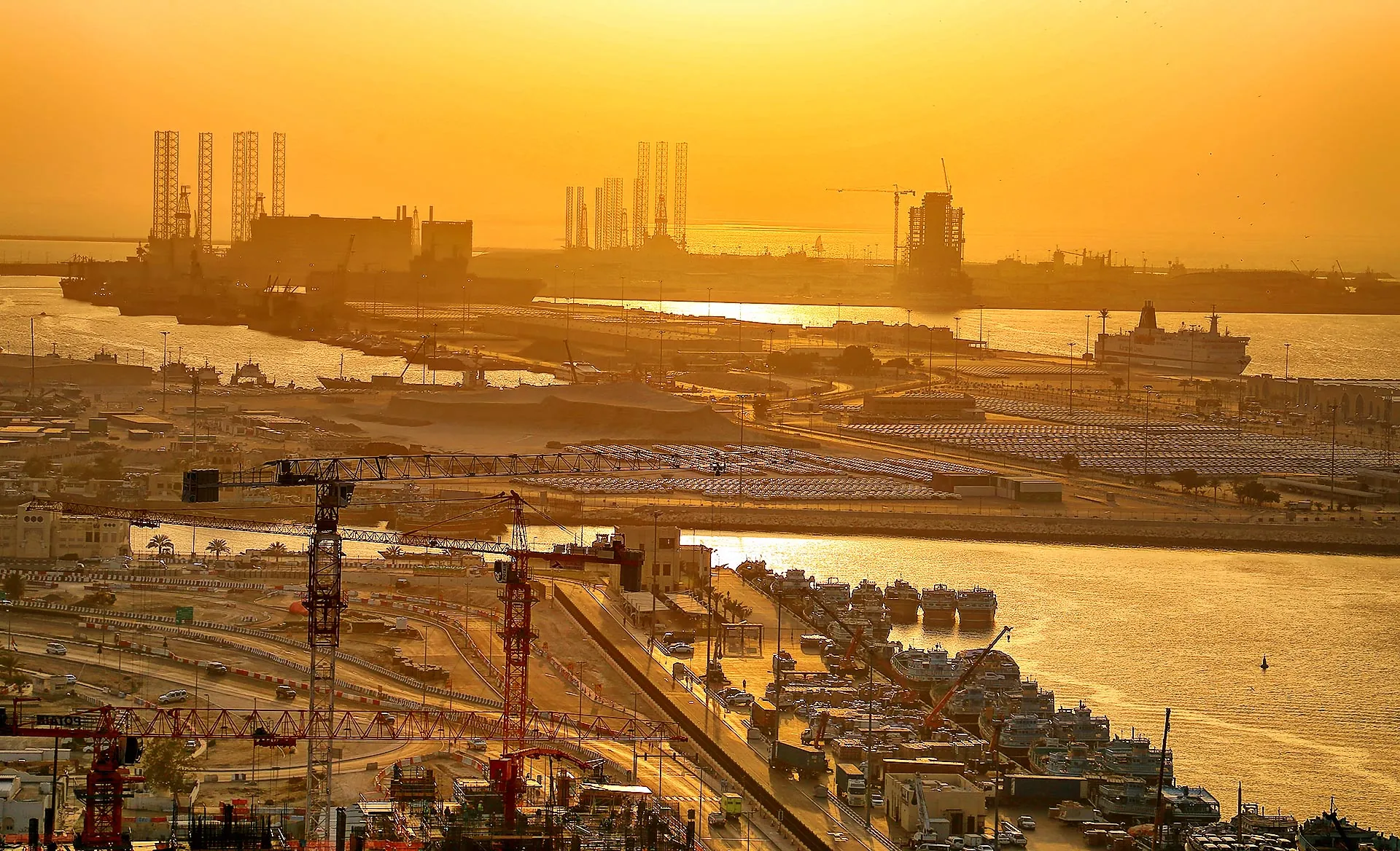 Port Rashid and the drydocks at sunset